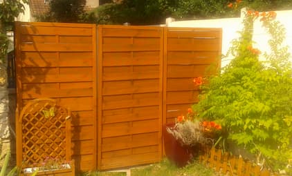 Porte cachée by Décoration et Jardins